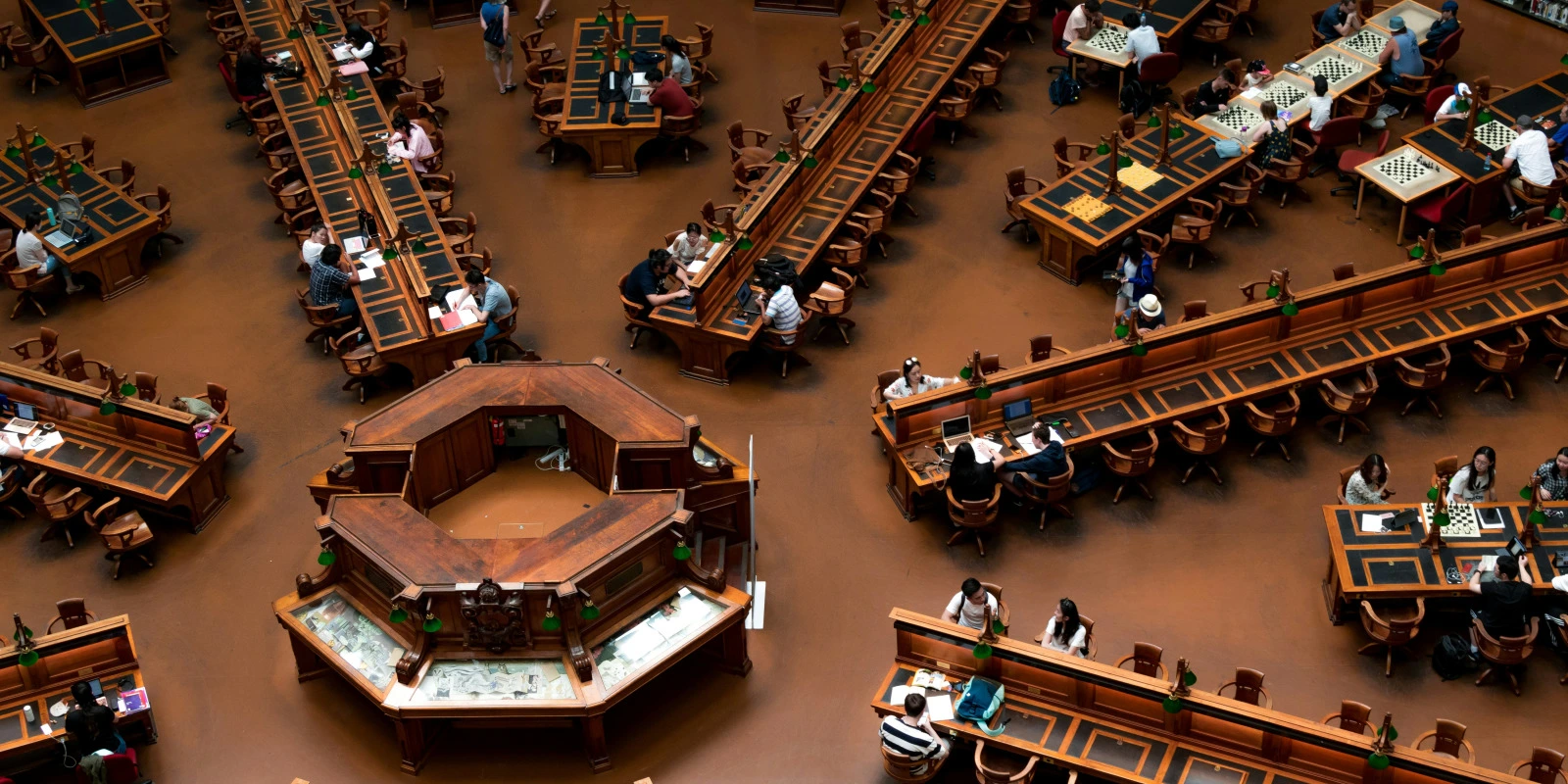 Géographie Physique : Reliefs, Climat et Hydrologie